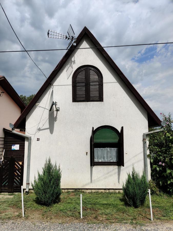 Tobak vendégház Békésszentandrás Extérieur photo